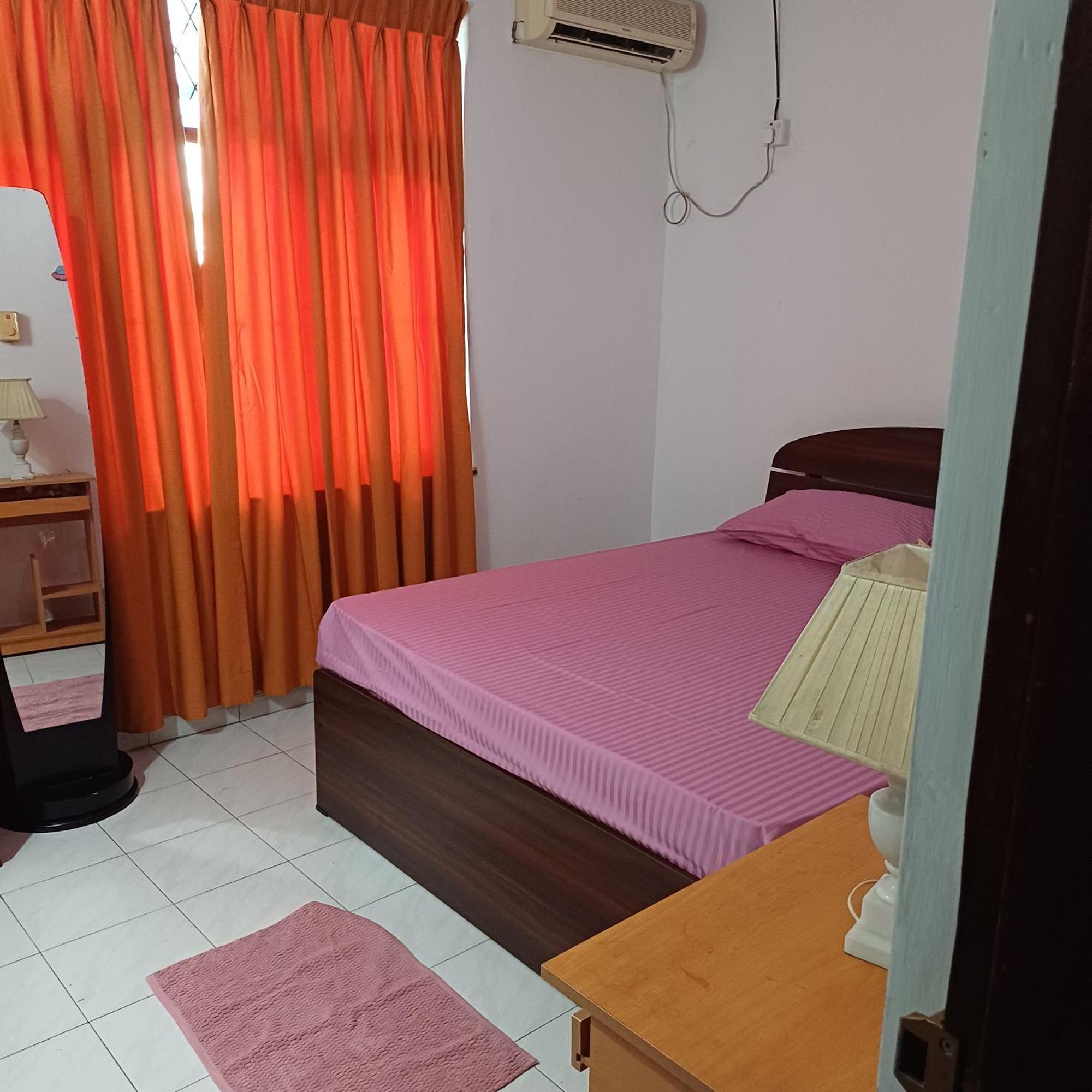 Villa Chenu Dehiwala-Mount Lavinia Екстер'єр фото